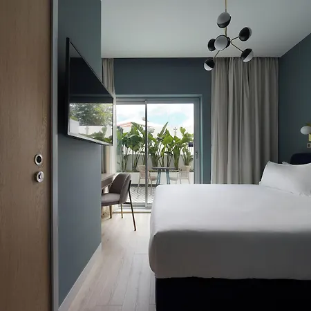 Apartahotel Numa Rato 4*